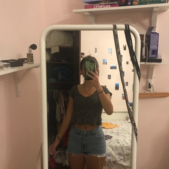 Floral top - Picture 2 of 2